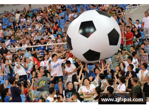 聚焦足球荣耀：世界各大洲足球赛事中的奖杯风采
